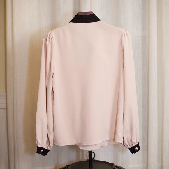 Chic Blush and Black Long Sleeve Blouse w/ Bow - Picture 5 of 9